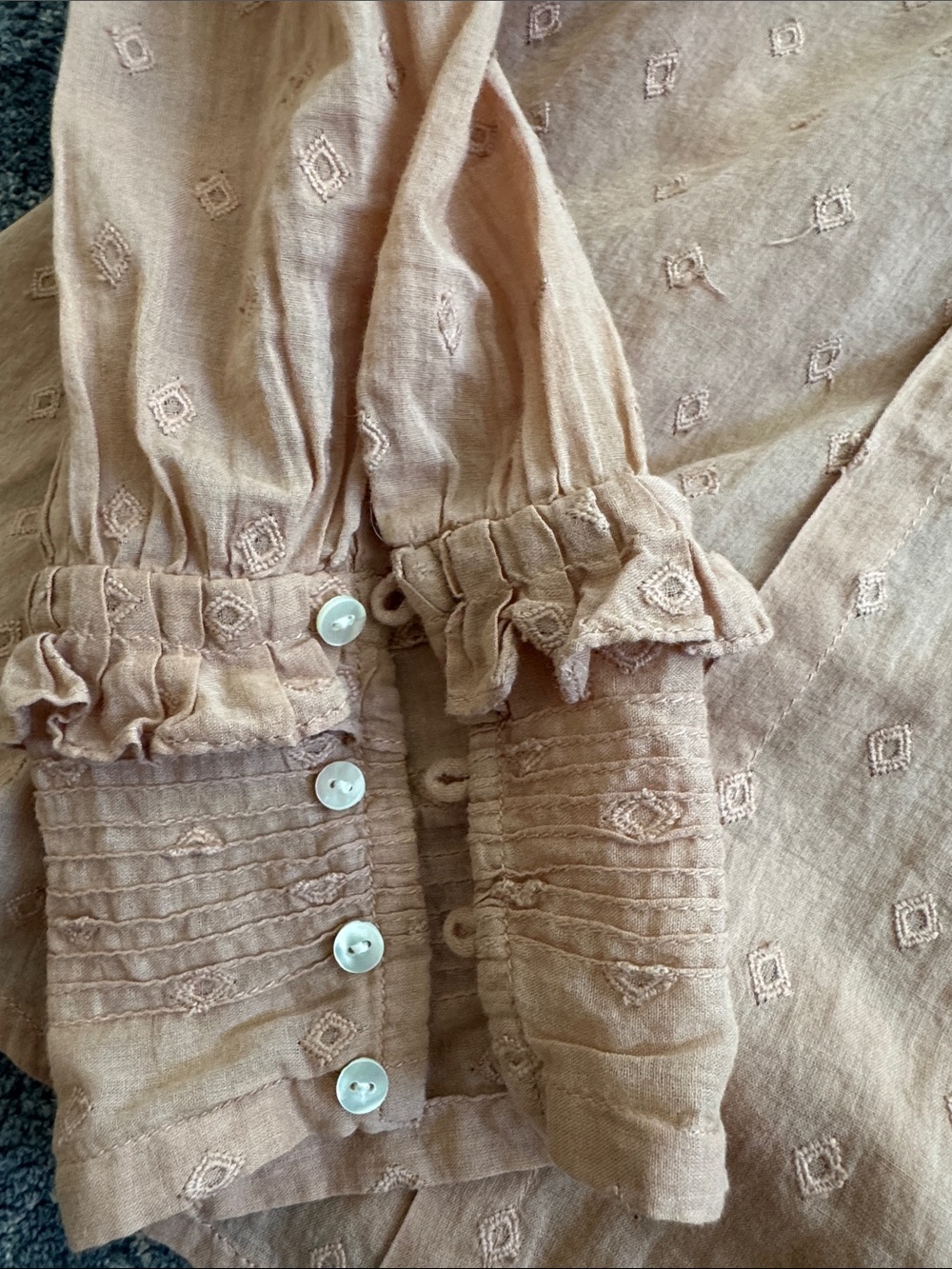 DÔEN Dilly Toffee Ruffle Trim Cotton Blouse Medium Romantic Boho - Picture 9 of 12